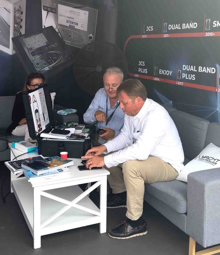 Stand Yacht controller salon cannes 2023